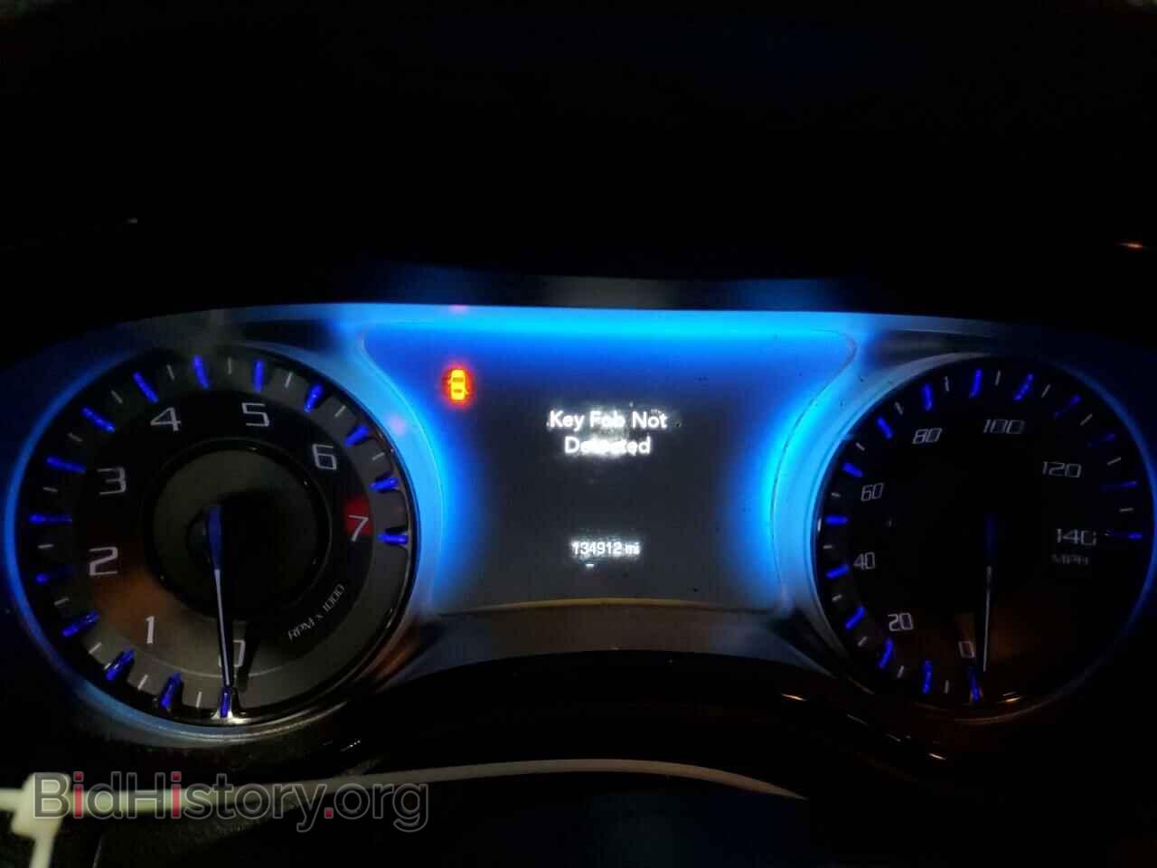 2016 CHRYSLER 300 - VIN: 2C3CCABG3GH216830 - Фото 9