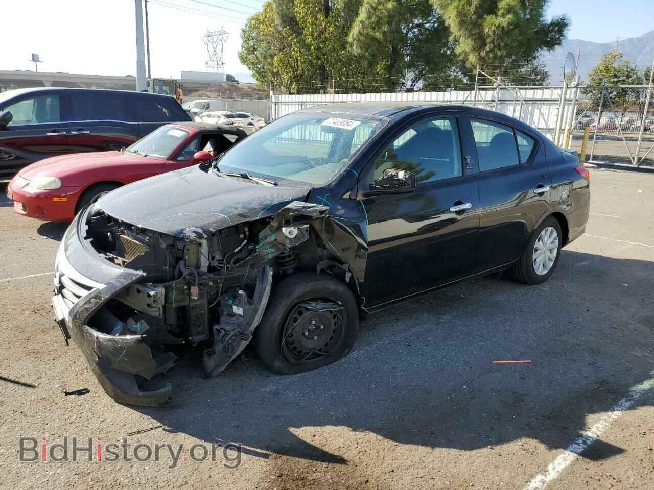 Photo 3N1CN7AP3KL800108 - NISSAN VERSA 2019