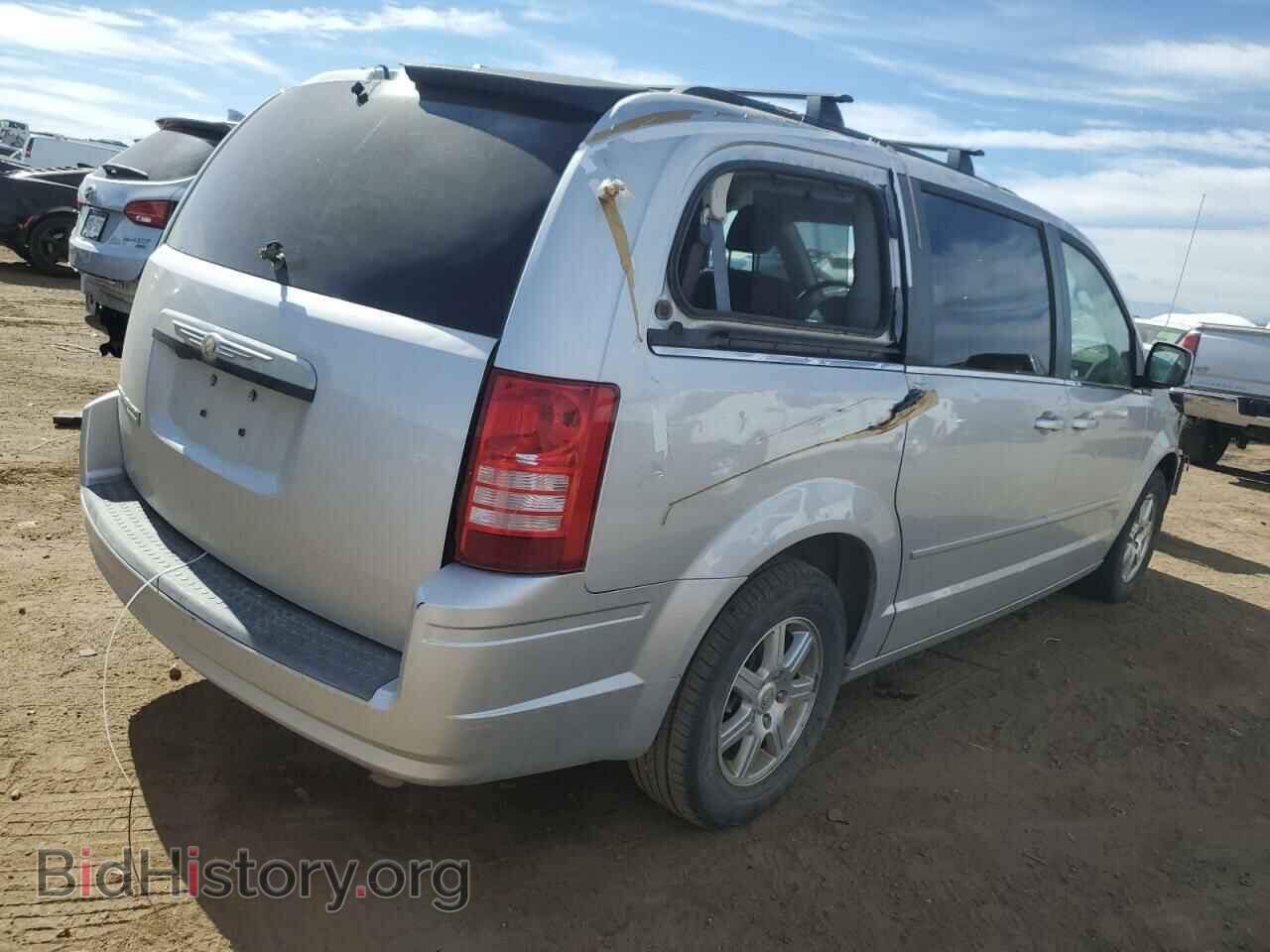 2008 CHRYSLER MINIVAN - VIN: 2A8HR54P28R800130 - Фото 3