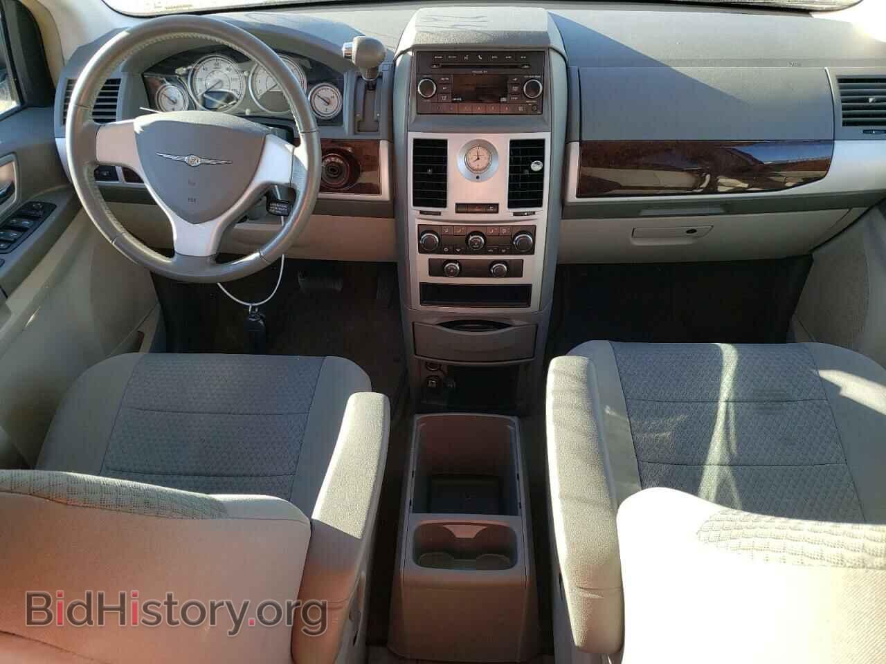 2010 CHRYSLER MINIVAN - VIN: 2A4RR5D11AR492178 - Photo 8