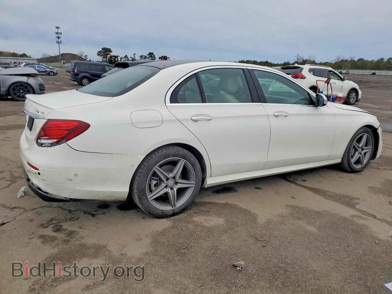 2017 MERCEDES-BENZ E-CLASS - VIN: WDDZF4KB5HA053655 - Фото 3