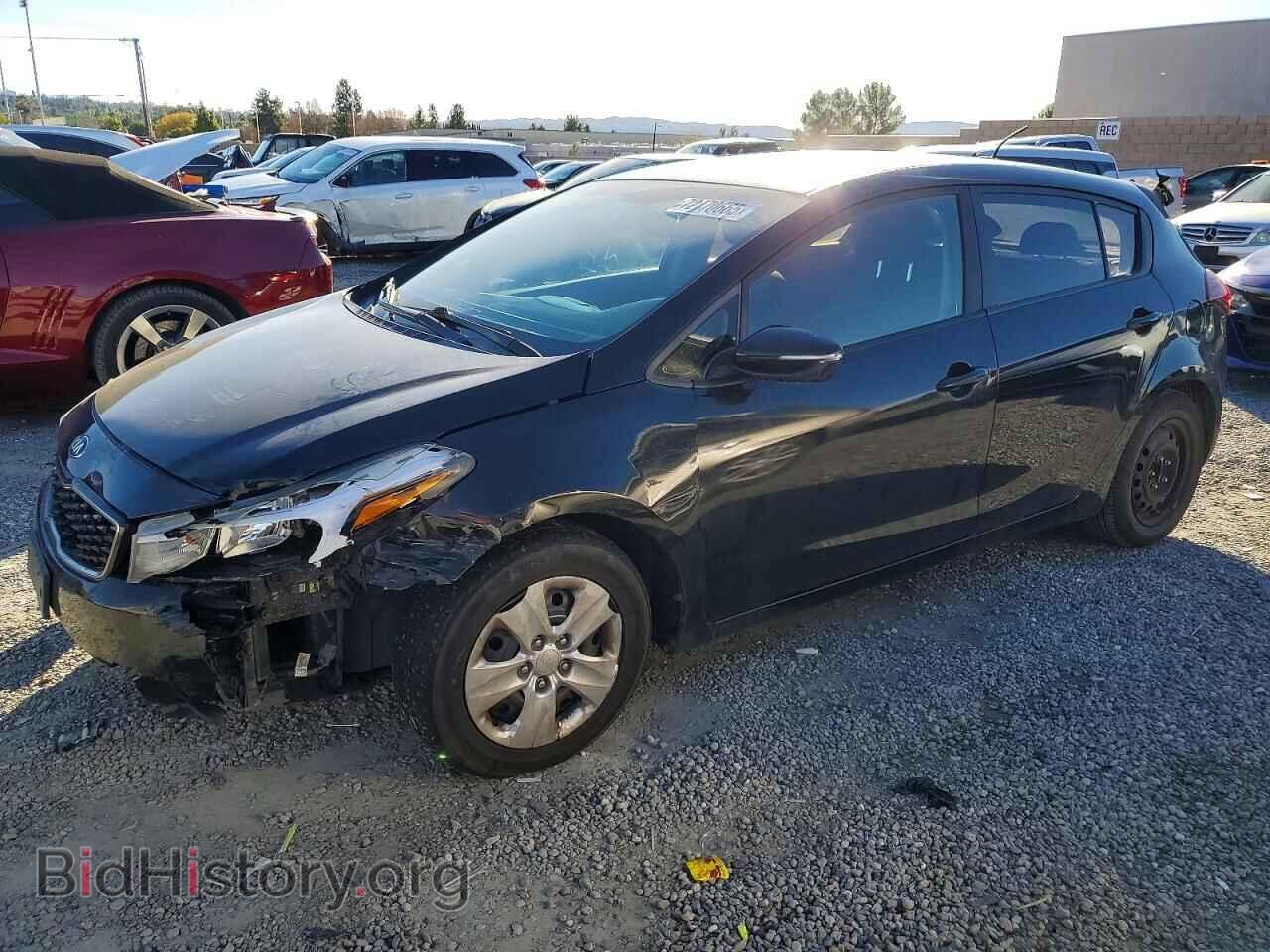 Photo KNAFK5A80H5666941 - KIA FORTE 2017