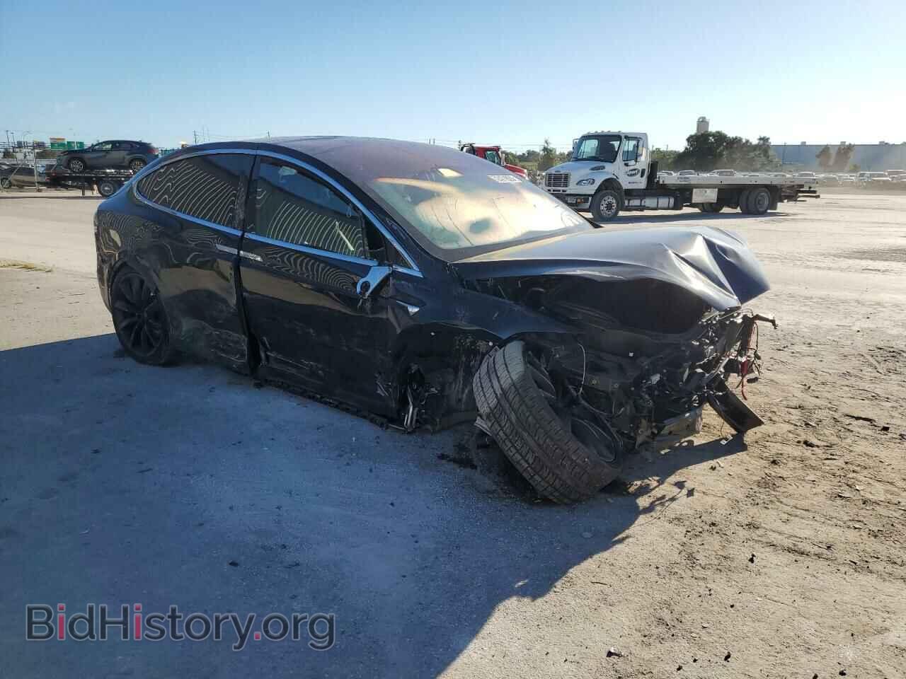 2019 TESLA MODEL X - VIN: 5YJXCBE4XKF155639 - Photo 4