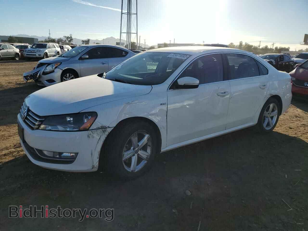 Photo 1VWAT7A37FC108116 - VOLKSWAGEN PASSAT 2015