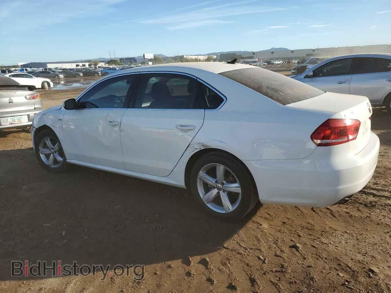 2015 VOLKSWAGEN PASSAT - VIN: 1VWAT7A37FC108116 - Фото 2