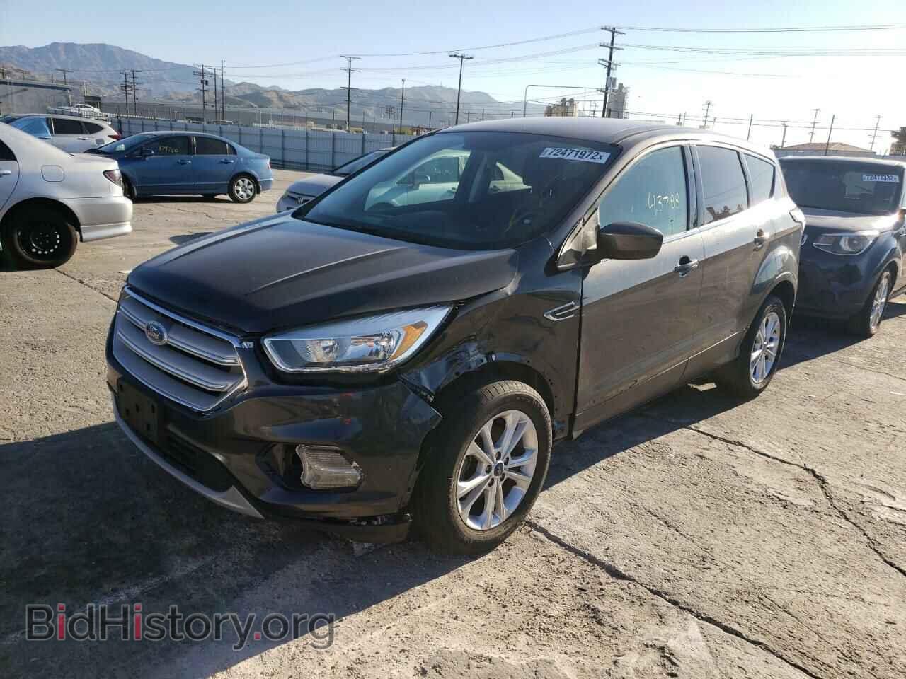 Фотография 1FMCU0GD9HUD77064 - FORD ESCAPE 2017