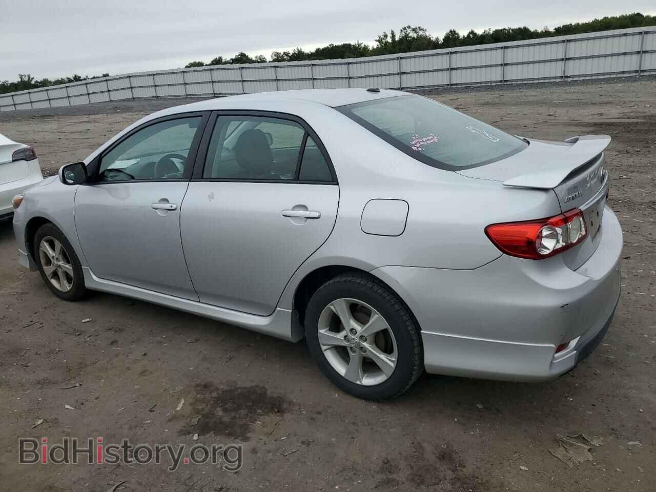 2011 TOYOTA COROLLA - VIN: 2T1BU4EE6BC742887 - Фото 2