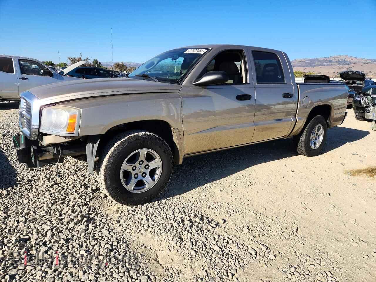 Photo 1D7HE48N45S211764 - DODGE DAKOTA 2005