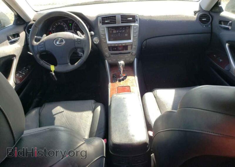 2006 Lexus IS (VIN JTHBE262265009873) — фото 8 из 12
