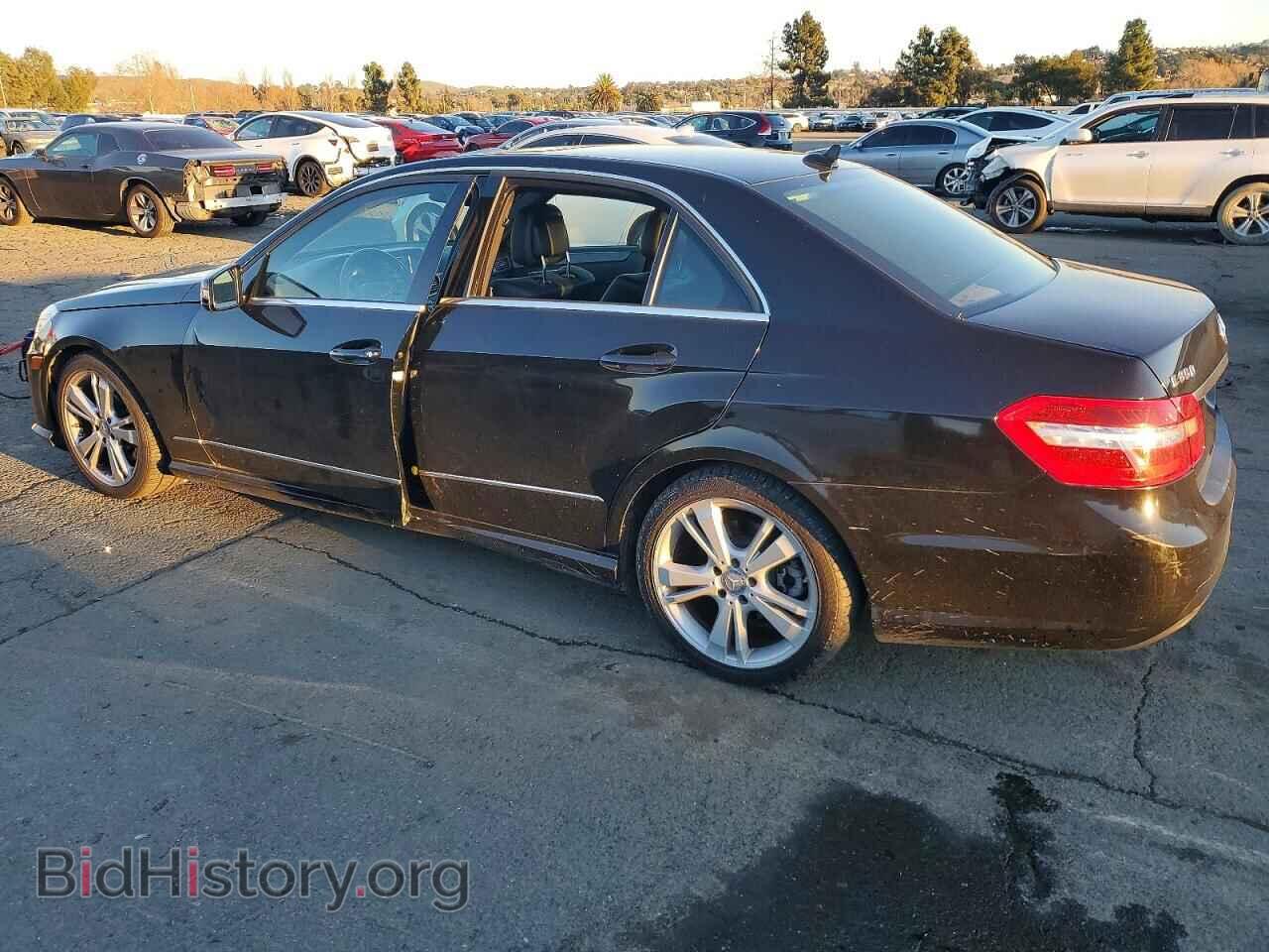 2013 MERCEDES-BENZ E-CLASS - VIN: WDDHF5KB7DA704943 - Фото 2