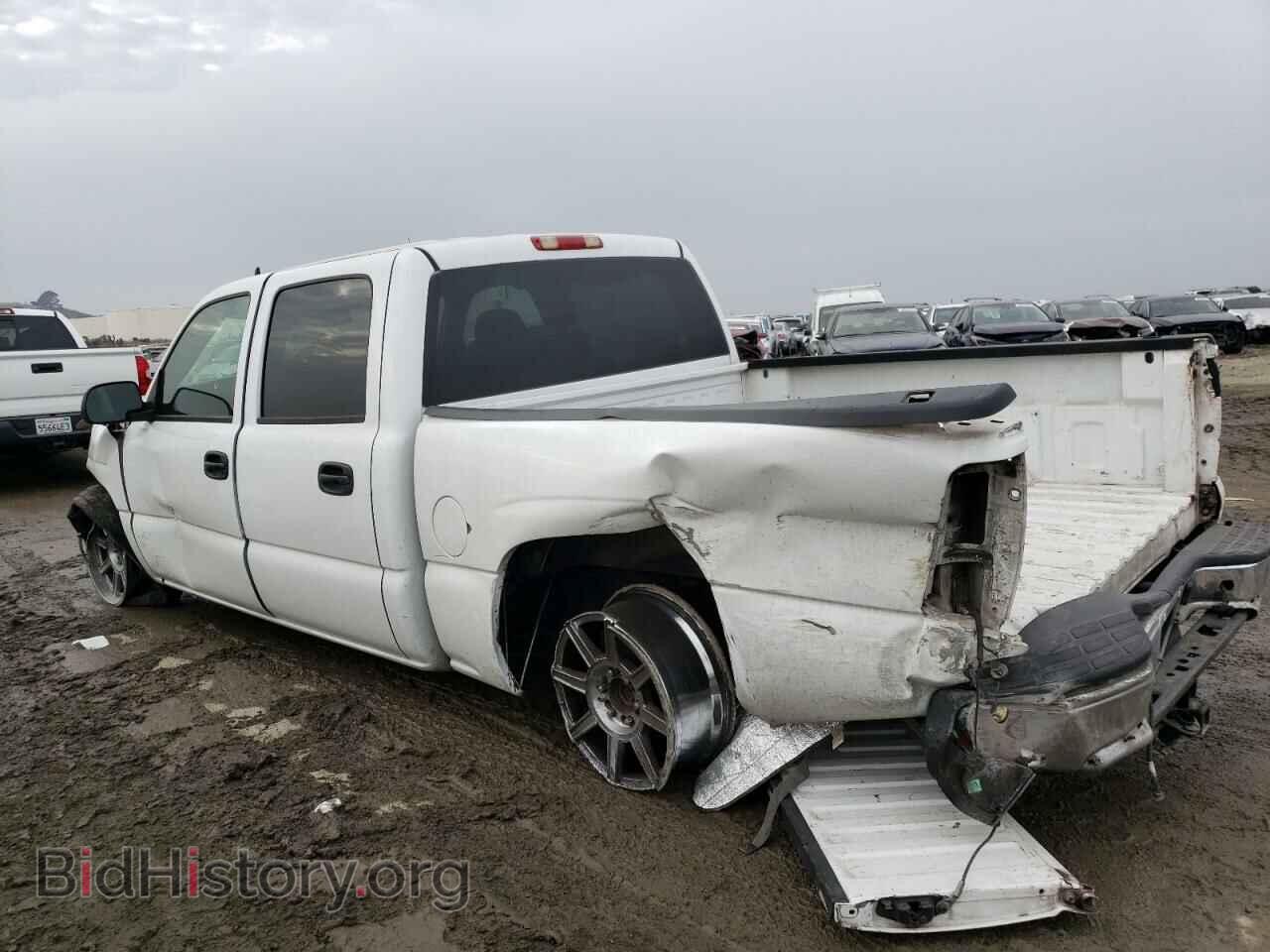 2006 GMC SIERRA - VIN: 2GTEC13TX61141924 - Фото 2