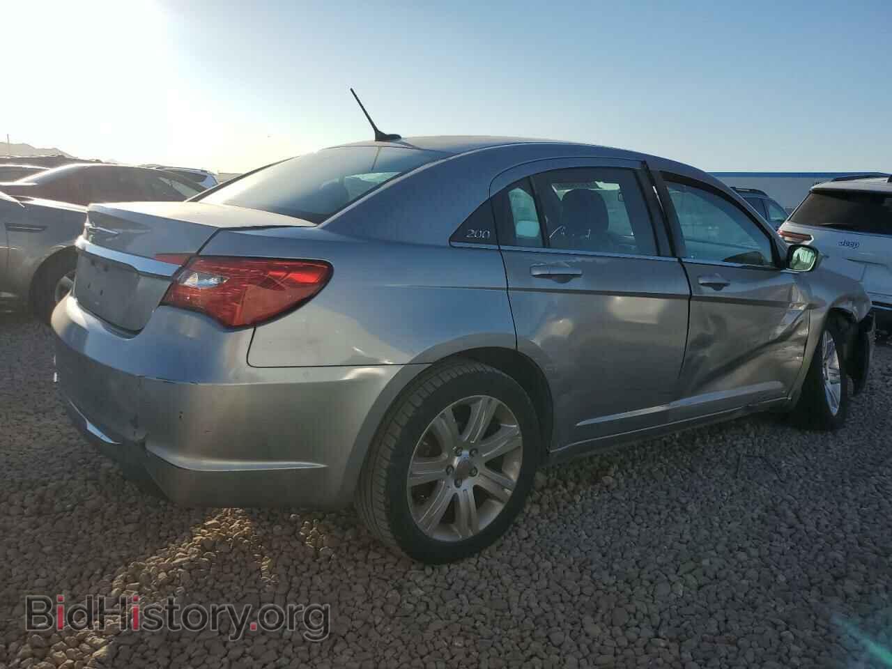 2013 CHRYSLER 200 - VIN: 1C3CCBAB3DN648011 - Фото 3