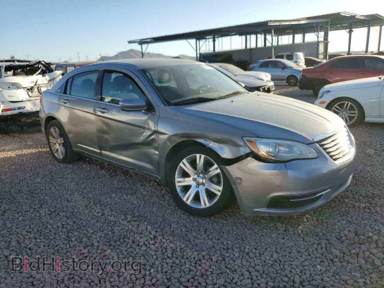 2013 CHRYSLER 200 - VIN: 1C3CCBAB3DN648011 - Фото 4