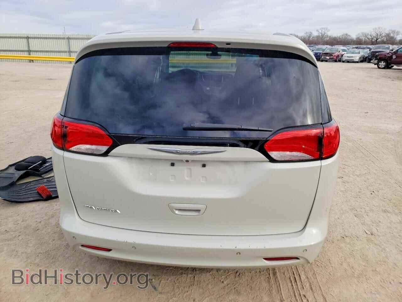 2017 CHRYSLER PACIFICA - VIN: 2C4RC1DG6HR588936 - Фото 6