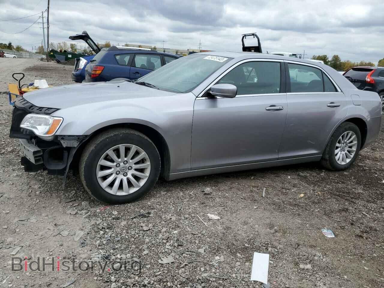 Фотография 2C3CCAAG9EH375947 - CHRYSLER 300 2014