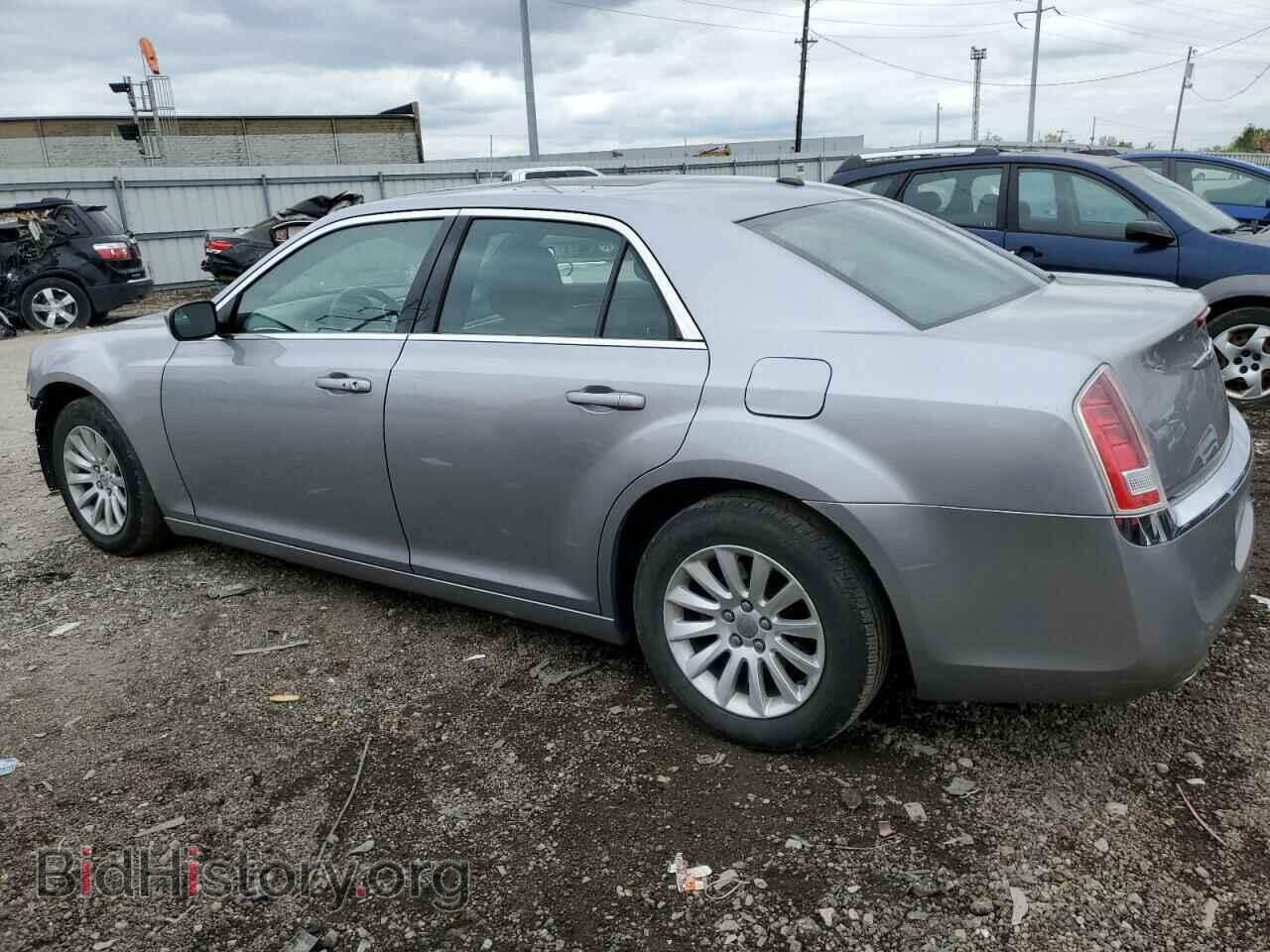 2014 CHRYSLER 300 - VIN: 2C3CCAAG9EH375947 - Фото 2