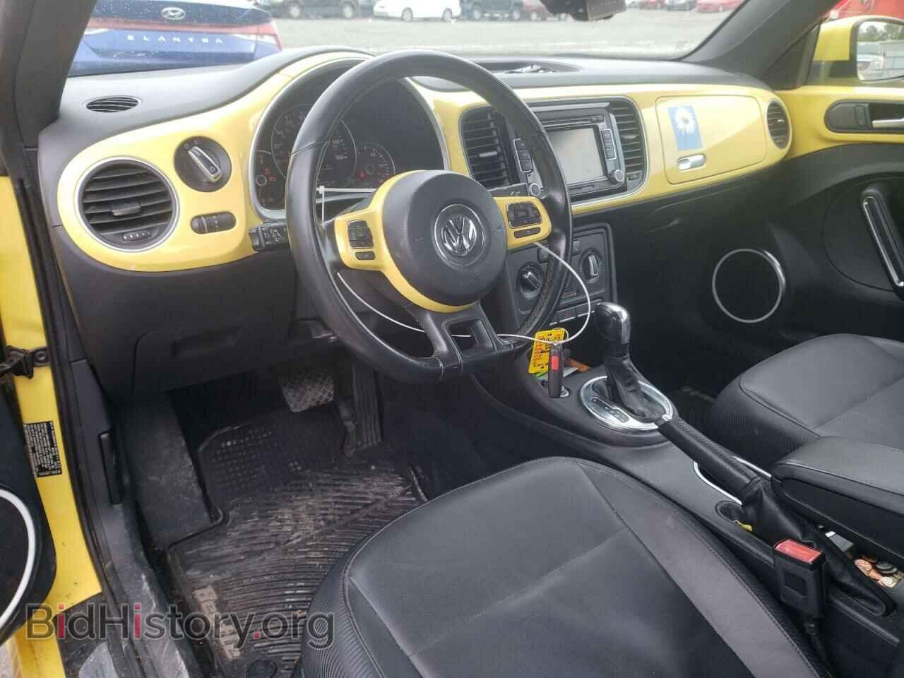 2012 VOLKSWAGEN BEETLE - VIN: 3VWJX7AT2CM651923 - Фото 8
