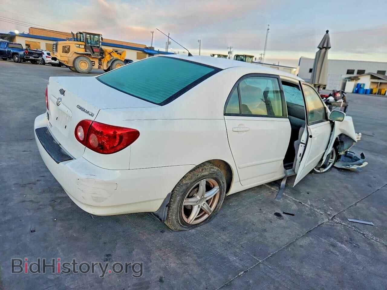 2005 TOYOTA COROLLA - VIN: JTDBR32E750054377 - Фото 3