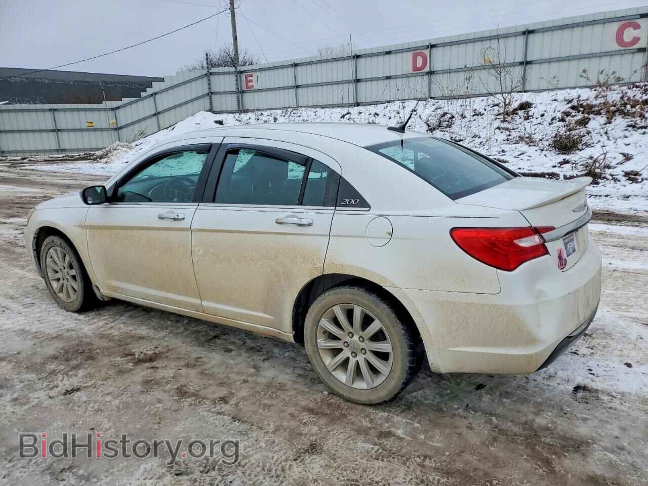 2014 CHRYSLER 200 - VIN: 1C3CCBCG1EN159424 - Фото 2
