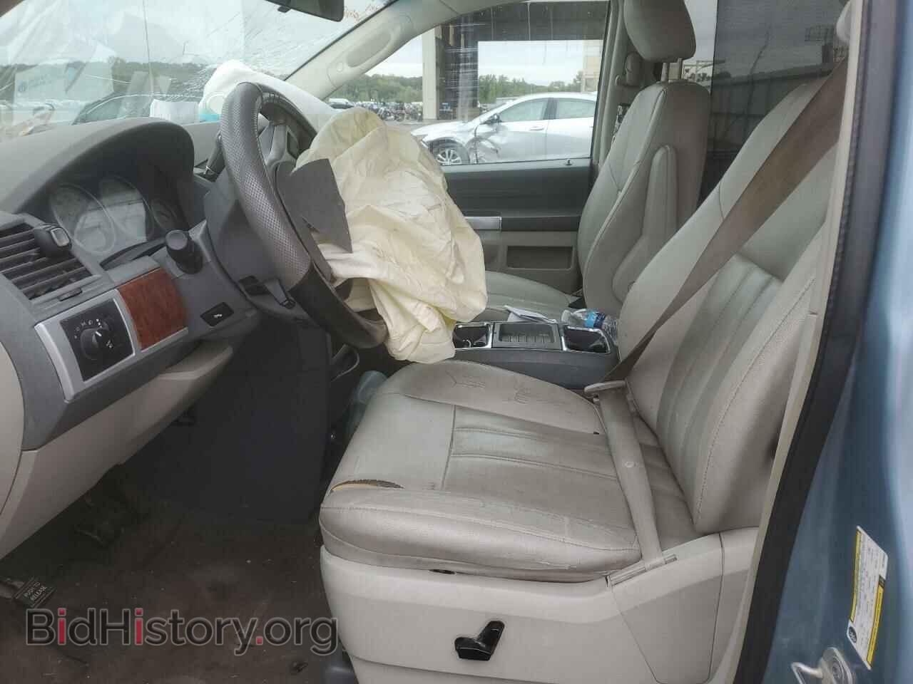 2008 CHRYSLER MINIVAN - VIN: 2A8HR54P48R738603 - Фото 7
