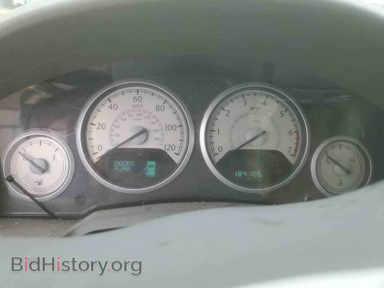 2008 CHRYSLER MINIVAN - VIN: 2A8HR54P48R738603 - Фото 9