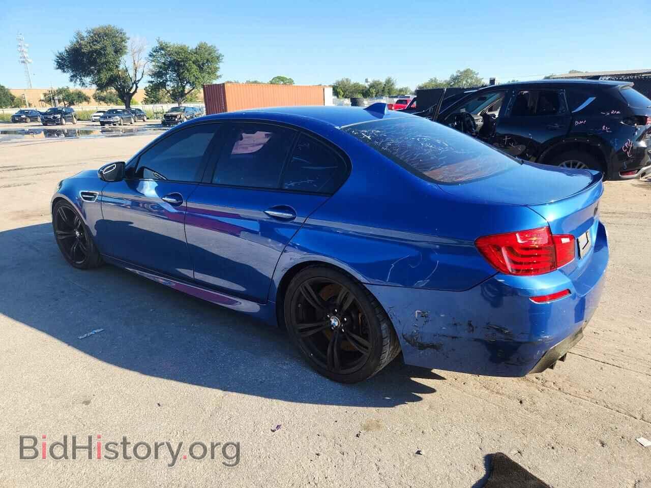 2016 BMW M5 - VIN: WBSFV9C52GG343362 - Photo 2