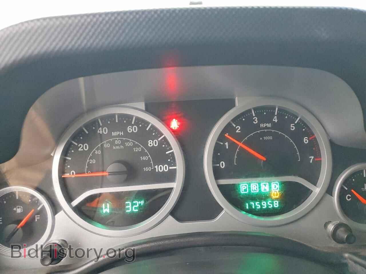 2008 JEEP WRANGLER - VIN: 1J4GA59158L651987 - Фото 9