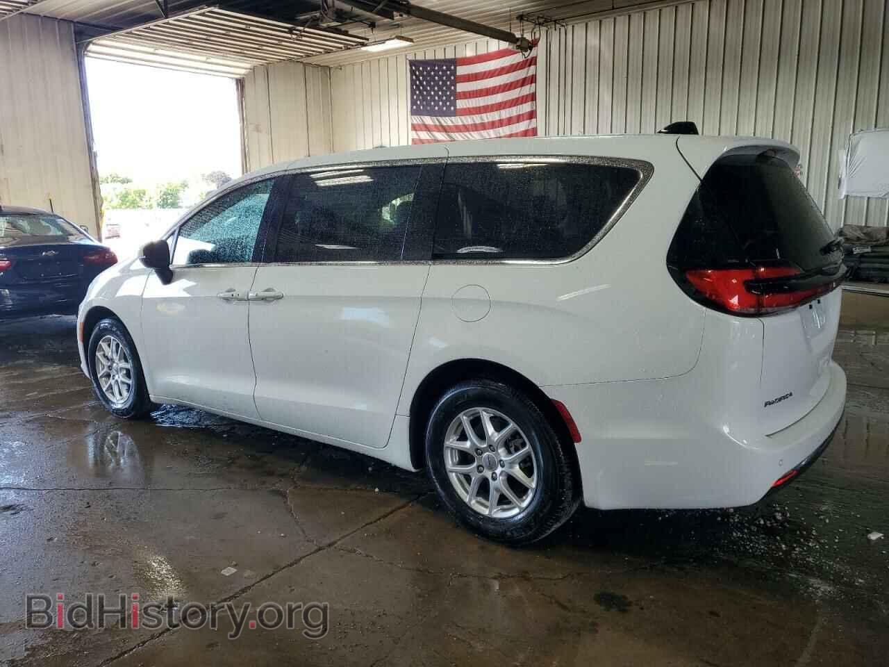 2023 CHRYSLER PACIFICA - VIN: 2C4RC1BG5PR586435 - Фото 2