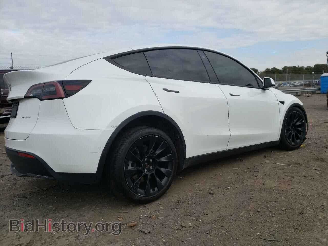 2021 TESLA MODEL Y - VIN: 5YJYGAEE4MF211329 - Photo 3
