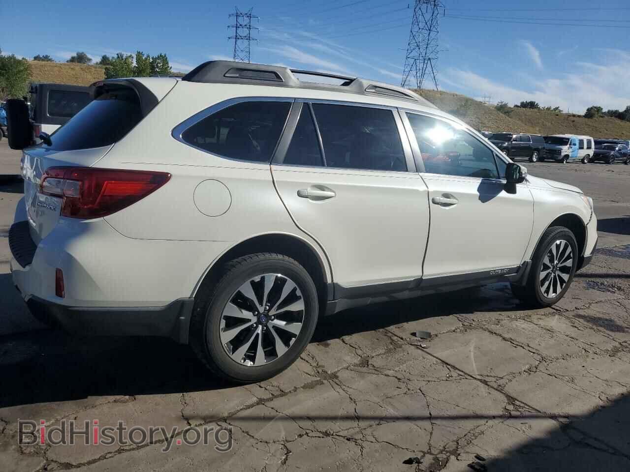 2015 SUBARU OUTBACK - VIN: 4S4BSBLC5F3308319 - Фото 3