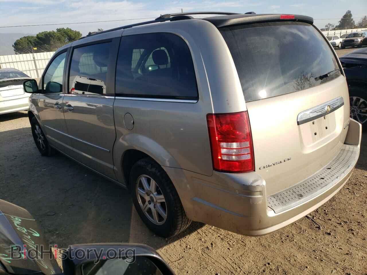 2009 CHRYSLER MINIVAN - VIN: 2A8HR54129R592151 - Фото 2