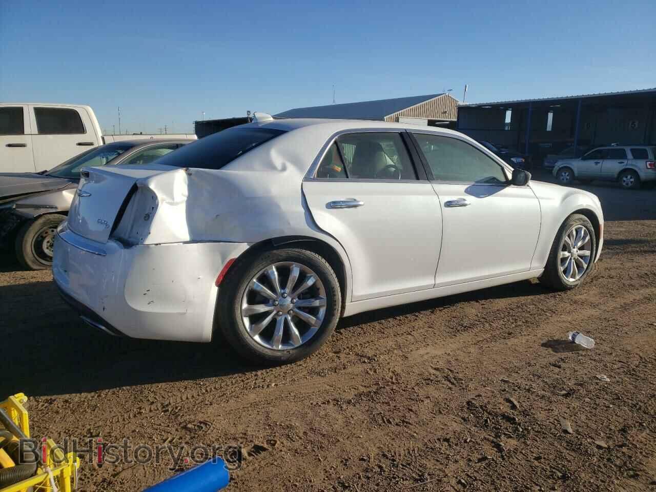 2015 CHRYSLER 300 - VIN: 2C3CCAKG3FH787426 - Фото 3
