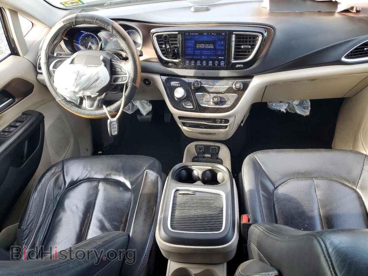 2017 CHRYSLER PACIFICA - VIN: 2C4RC1EG4HR821985 - Photo 8
