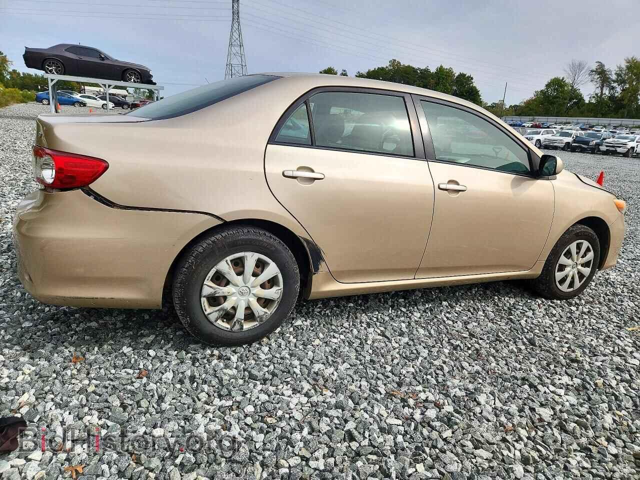2011 TOYOTA COROLLA - VIN: JTDBU4EEXB9133971 - Photo 3