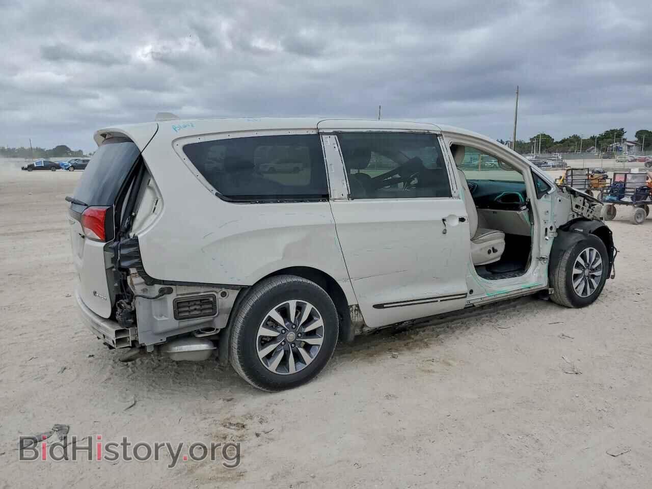 2020 CHRYSLER PACIFICA - VIN: 2C4RC1N7XLR150959 - Фото 3