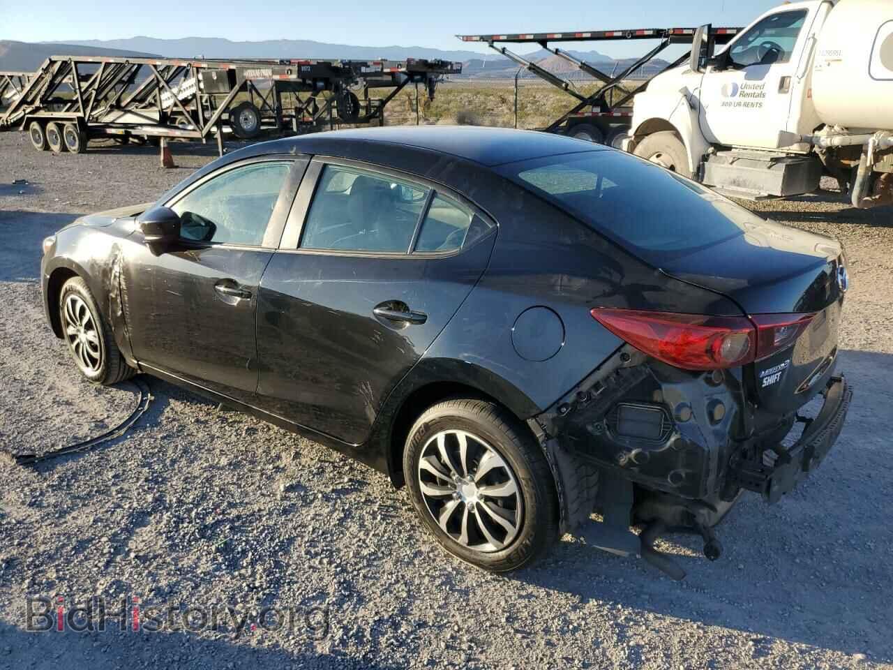 2018 MAZDA 3 - VIN: 3MZBN1U75JM216591 - Фото 2