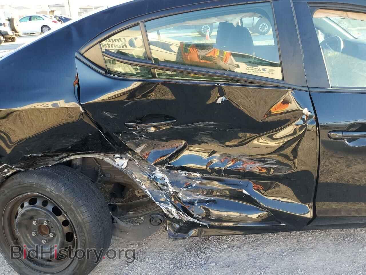 2018 MAZDA 3 - VIN: 3MZBN1U75JM216591 - Фото 10