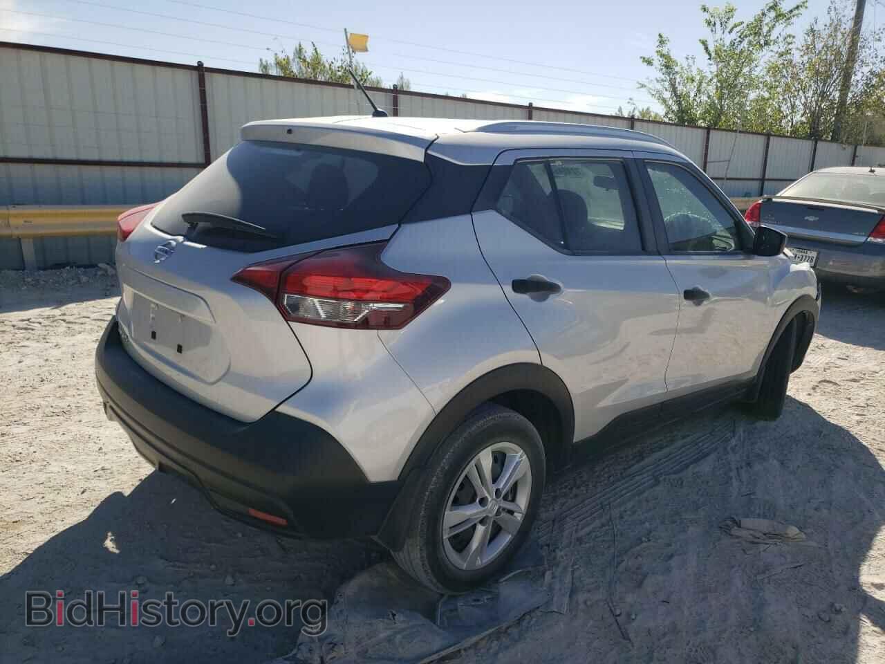 2019 NISSAN KICKS - VIN: 3N1CP5CU2KL492964 - Фото 3
