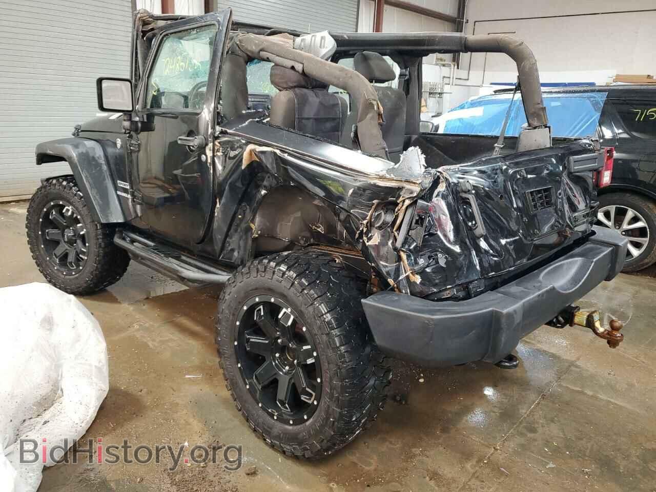 2011 JEEP WRANGLER - VIN: 1J4AA2D18BL635320 - Фото 2