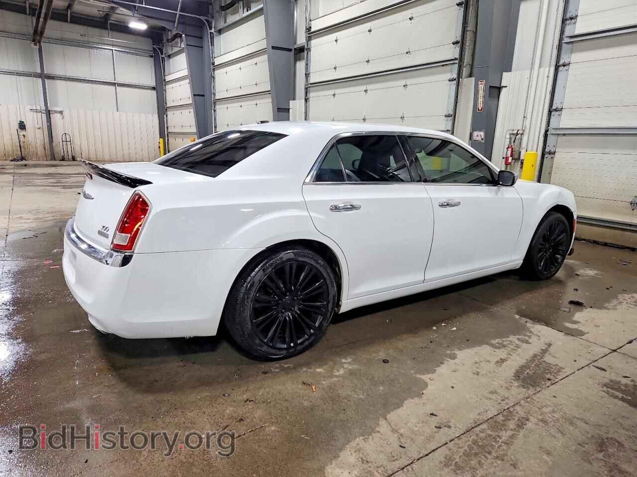 2011 CHRYSLER 300 - VIN: 2C3CA5CG4BH585457 - Фото 3