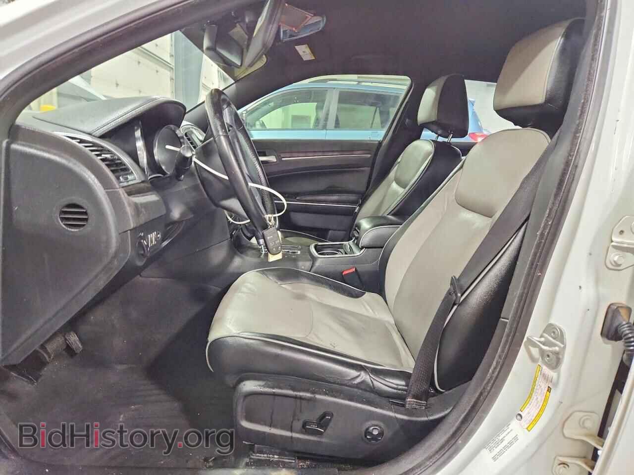 2011 CHRYSLER 300 - VIN: 2C3CA5CG4BH585457 - Фото 7