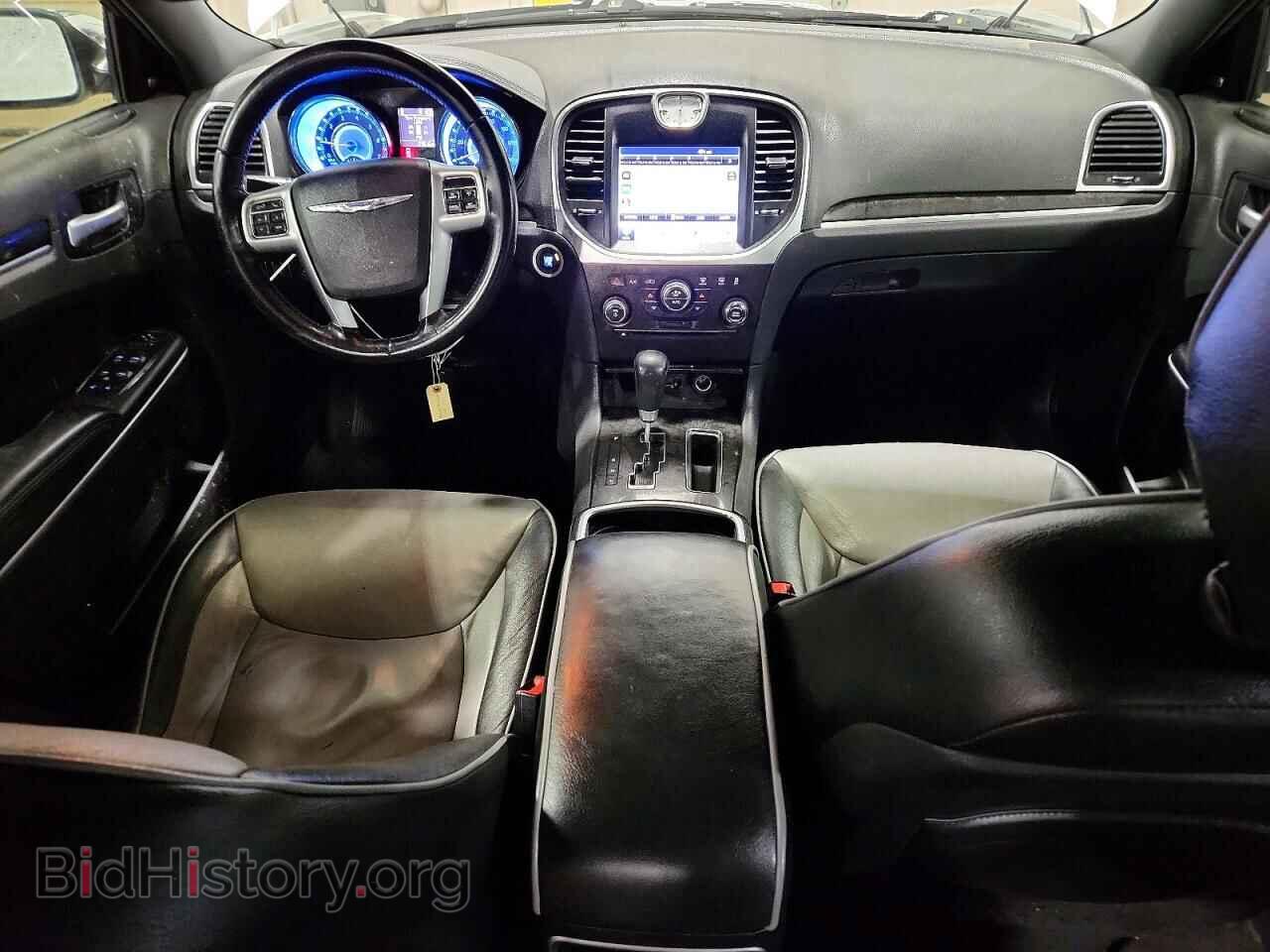 2011 CHRYSLER 300 - VIN: 2C3CA5CG4BH585457 - Фото 8