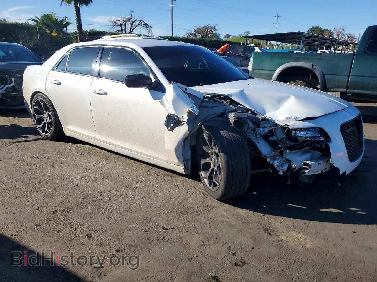 2019 CHRYSLER 300 - VIN: 2C3CCAAG3KH581020 - Фото 4