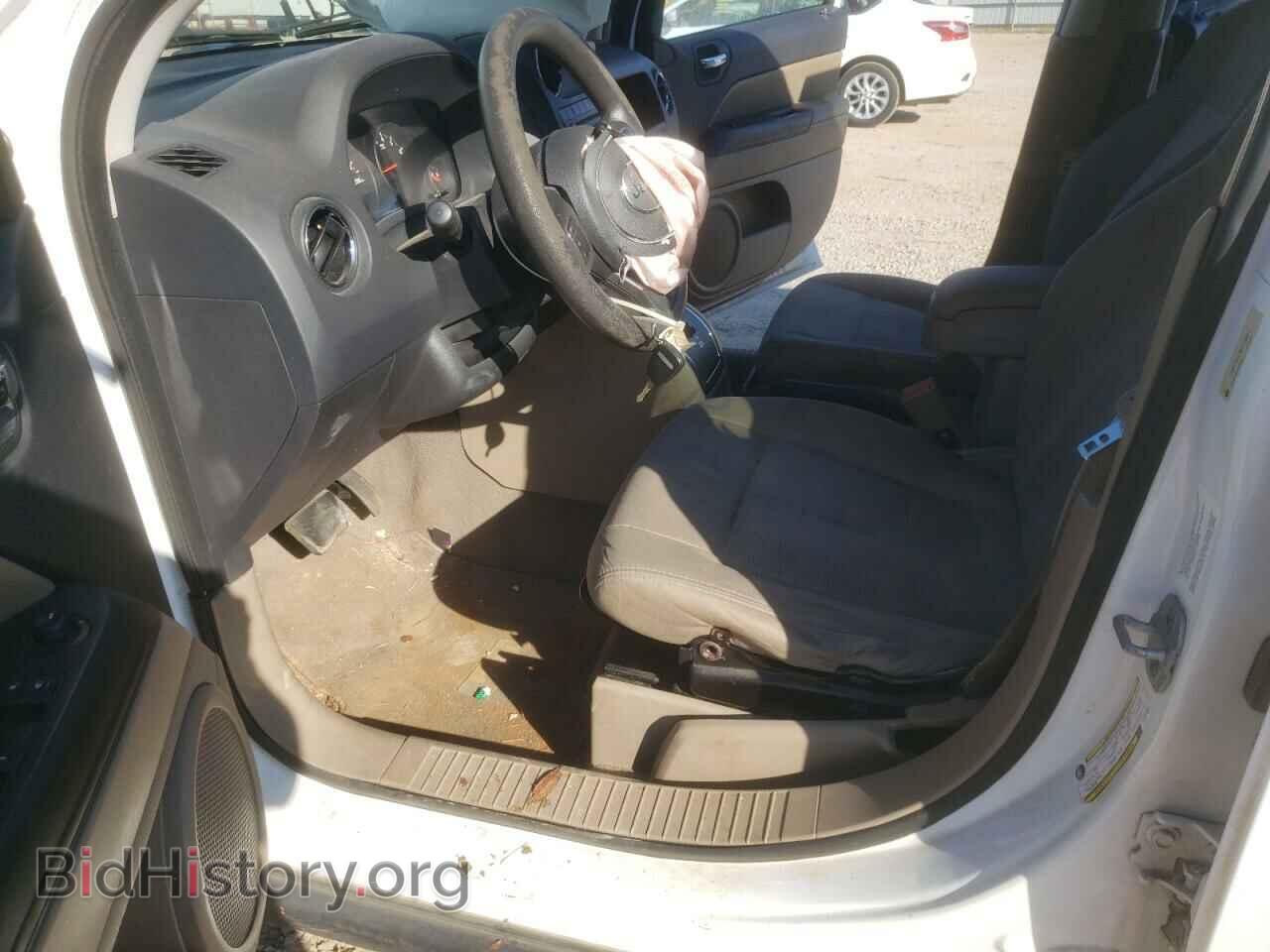 2011 JEEP COMPASS - VIN: 1J4NT1FA7BD176651 - Фото 7