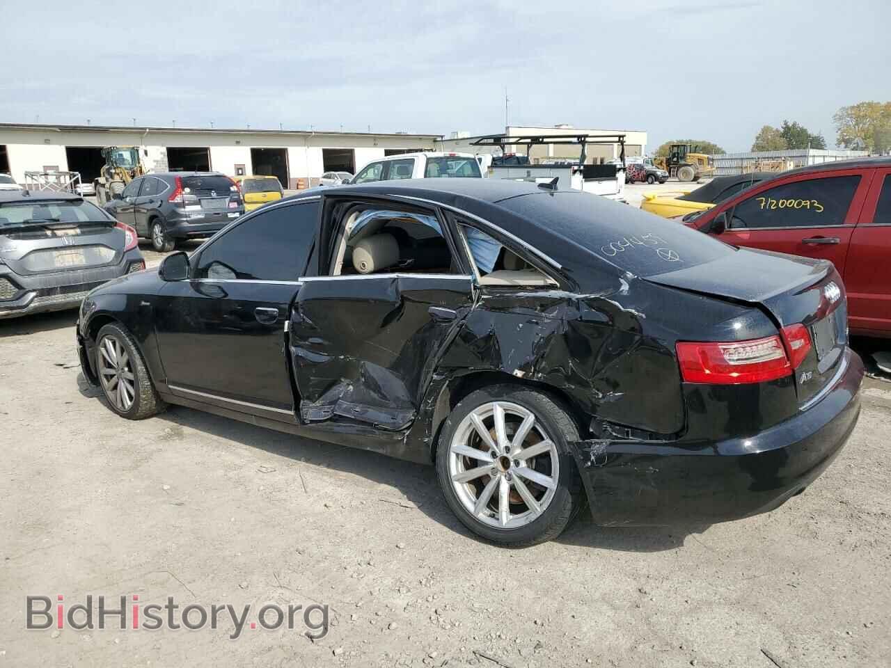 2010 AUDI A6 - VIN: WAUKGAFB6AN004459 - Фото 2