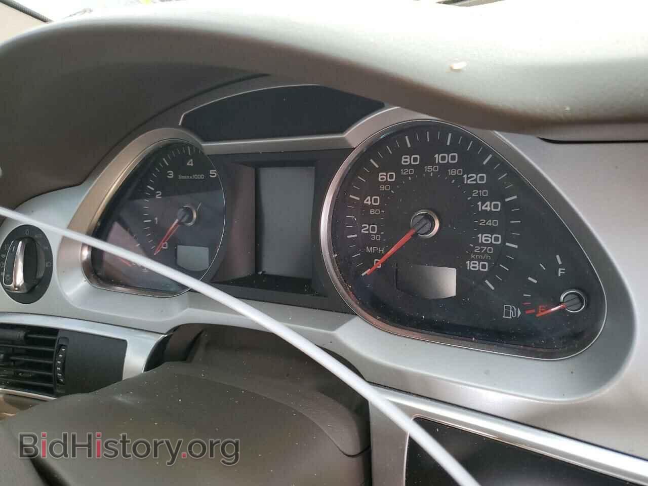 2010 AUDI A6 - VIN: WAUKGAFB6AN004459 - Фото 9