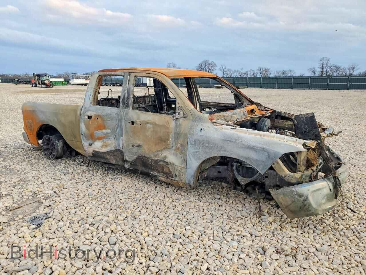 2017 RAM 1500 - VIN: 1C6RR7GT7HS818287 - Photo 4