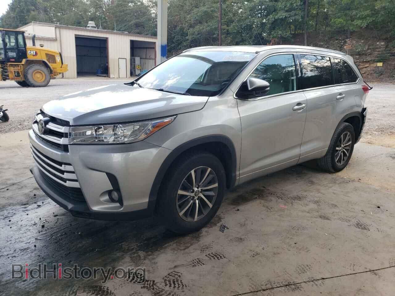 Photo 5TDKZRFH4JS285882 - TOYOTA HIGHLANDER 2018