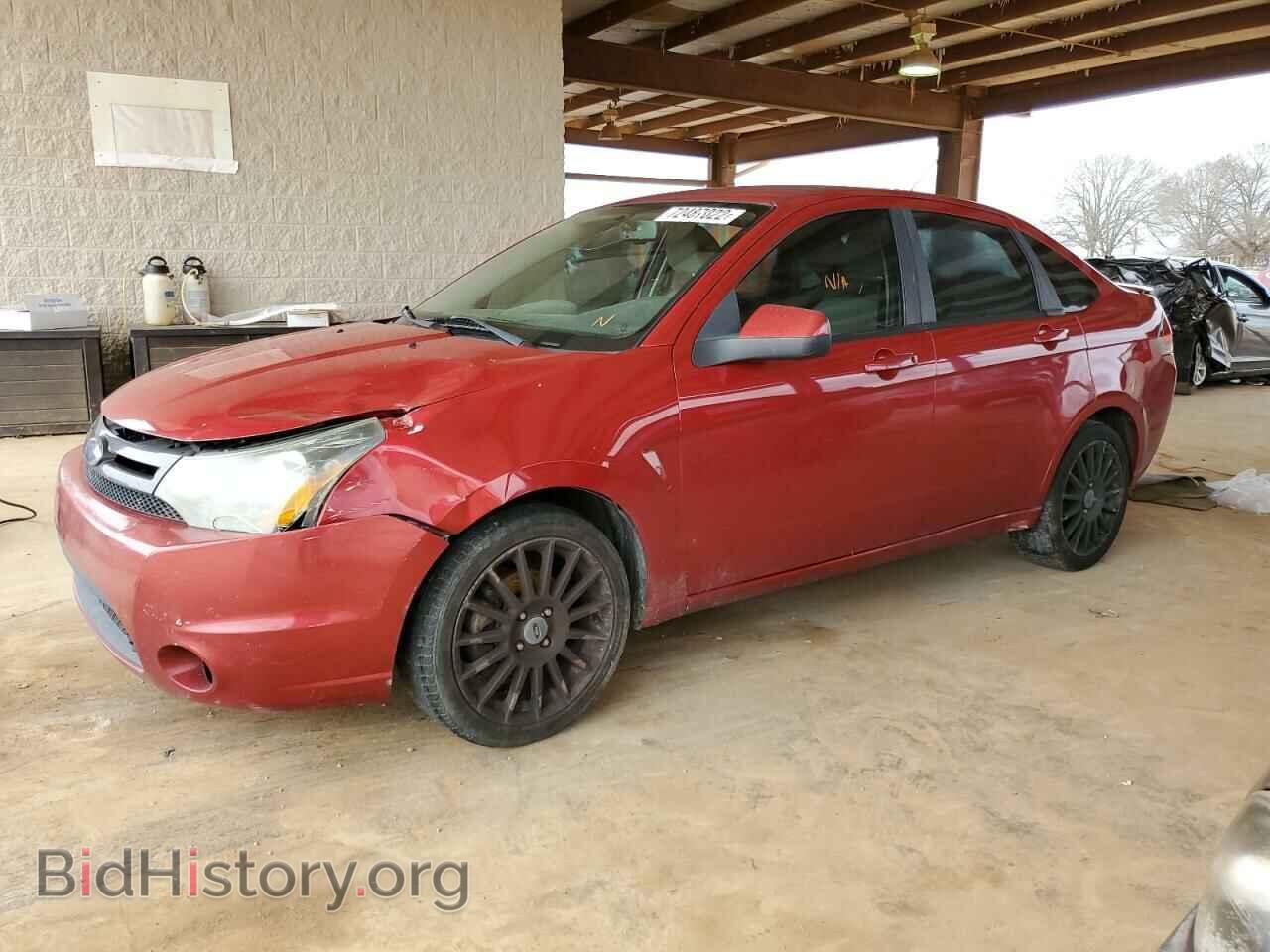Photo 1FAHP3GN4AW170660 - FORD FOCUS 2010