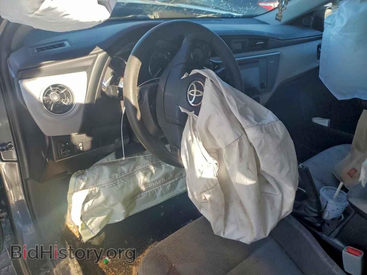 2017 TOYOTA COROLLA - VIN: 2T1BPRHE2HC845233 - Фото 8